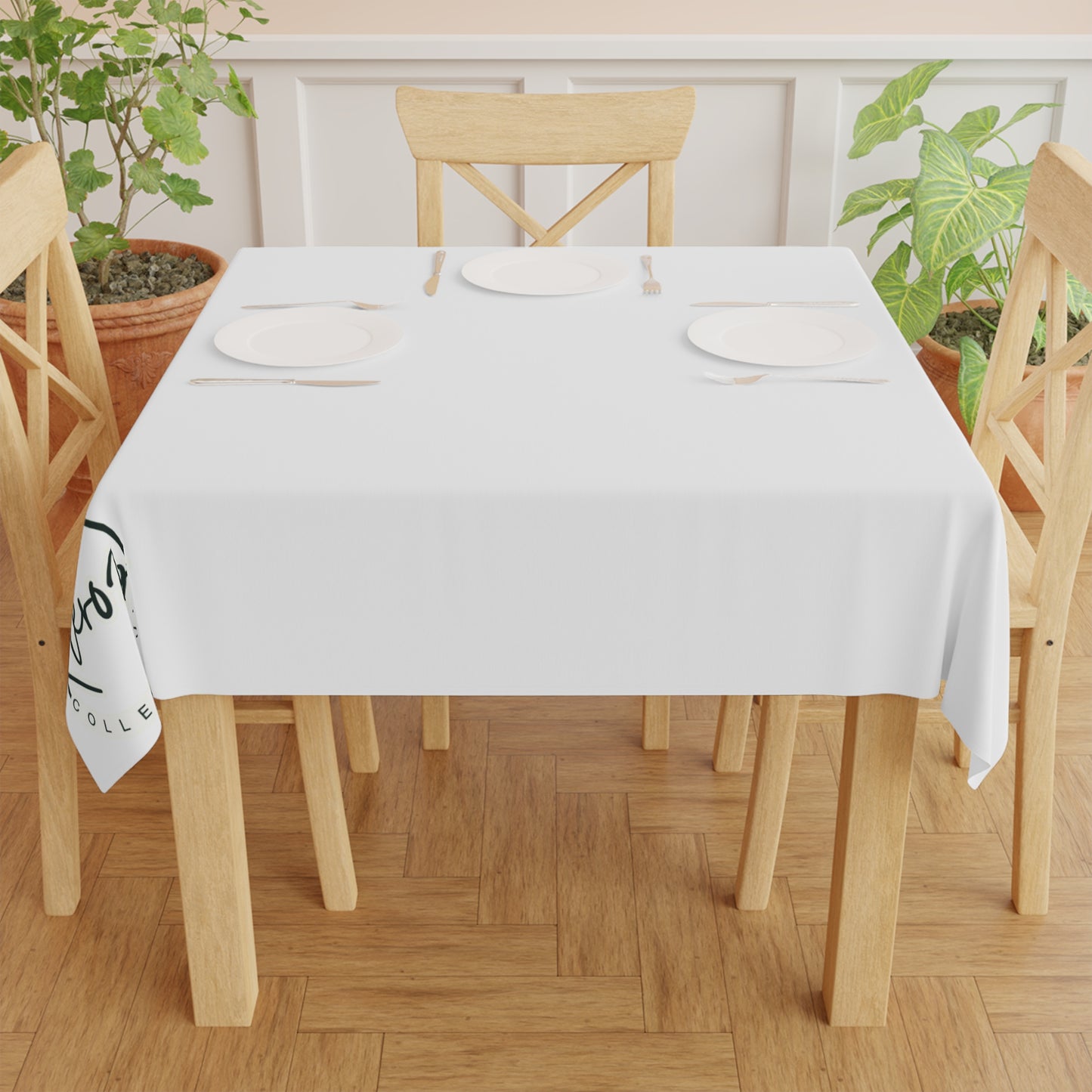 Elegant White Tablecloth - Perfect for Parties and Celebrations - Kleozy Collection