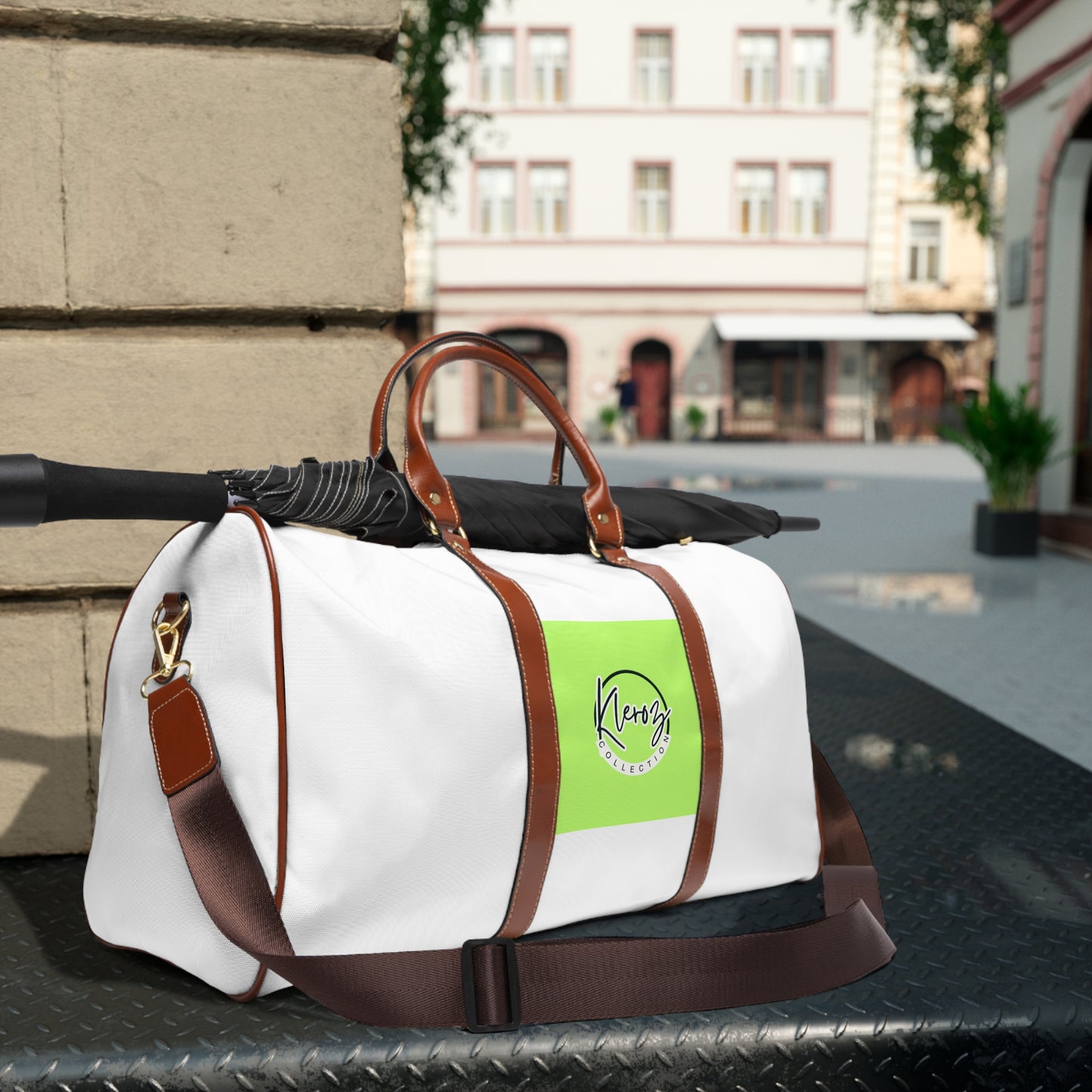 Stylish Waterproof Travel Bag for Adventure Lovers